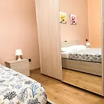Bed And - Largo Campo -