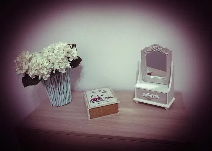 Bed And - Largo Campo - Alojamento de Acomodação e Pequeno-almoço 4*